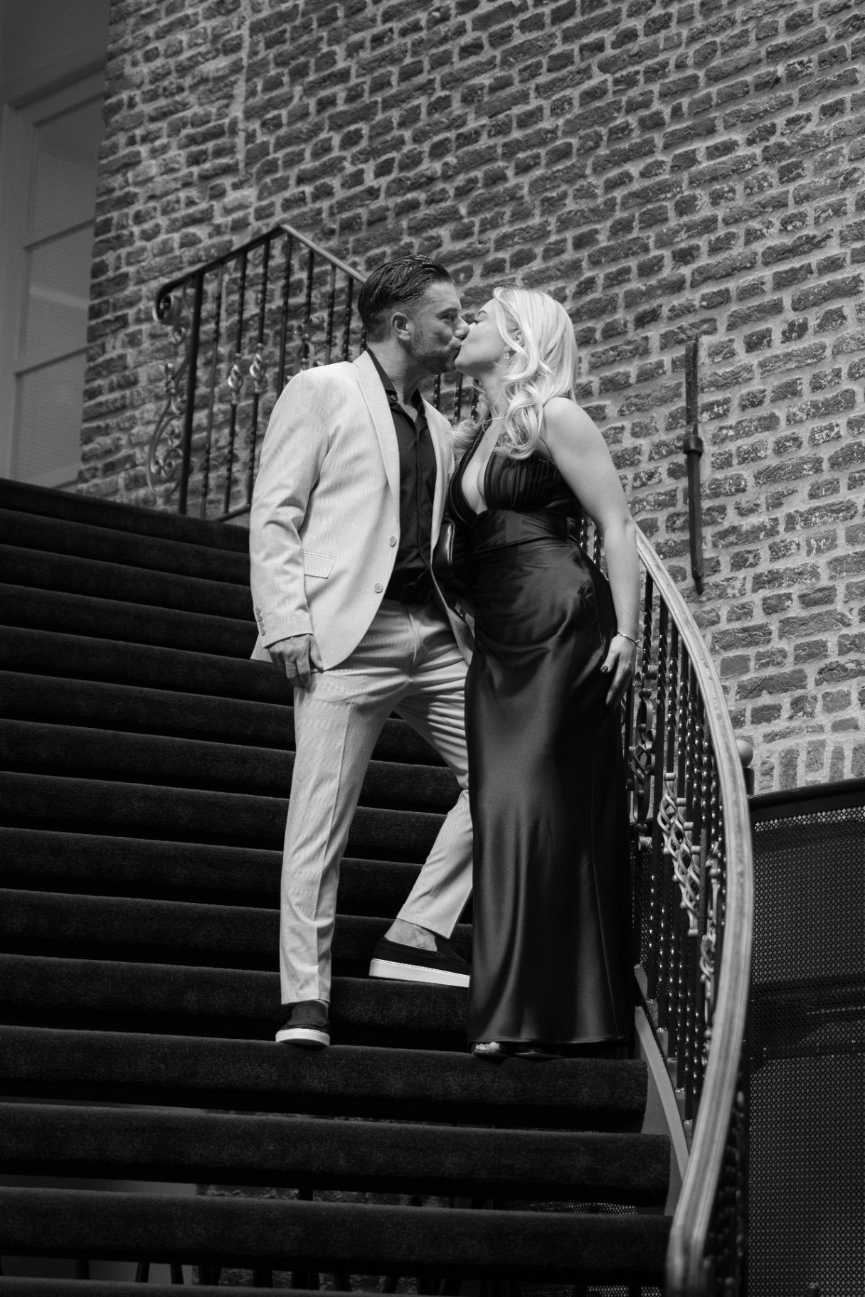 Een romantisch moment op de trap